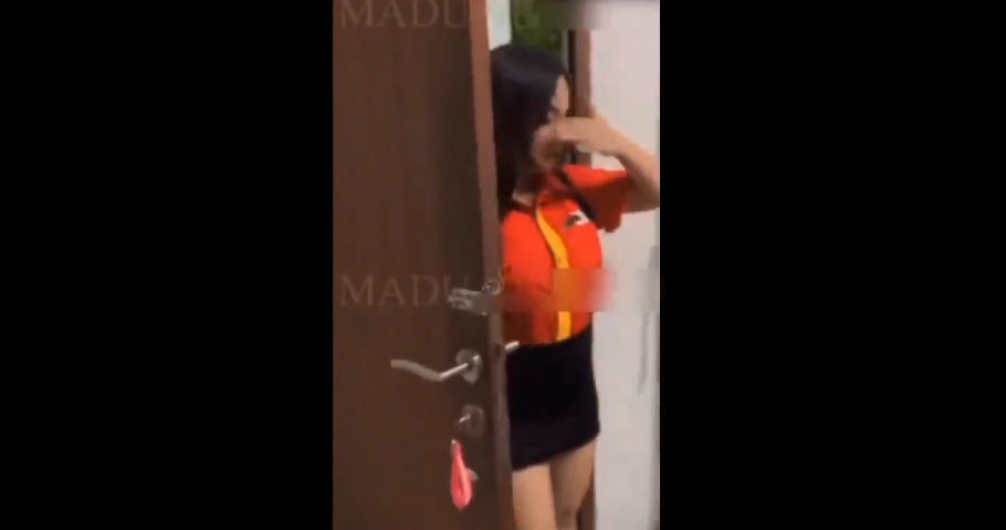 Indo Viral Tante Elsa Si Bohay Kesepian Tlpon Berondong Untuk Muasin Nafsu Nya